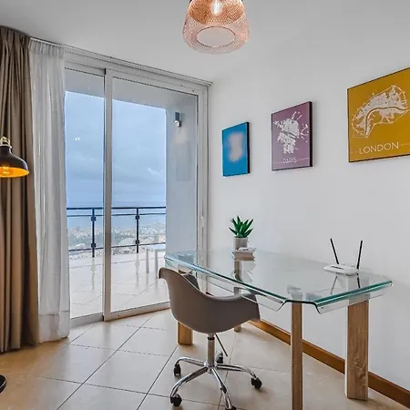 Del Mar La Tagora Panoramic Villa *