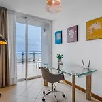 Del Mar La Tagora Panoramic Villa *
